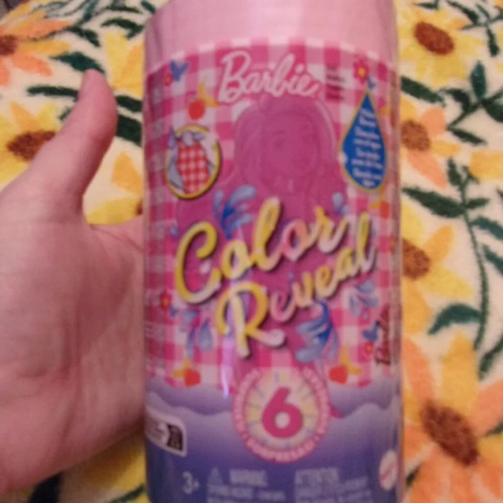 Barbie Color Reveal Gingham Picnic Series Surprise Doll New in package